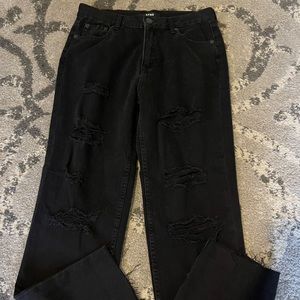 Black mom jeans